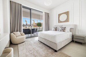 Free WiFi - 2BR M Huge Terrace Direct Canal Access (Dubai)