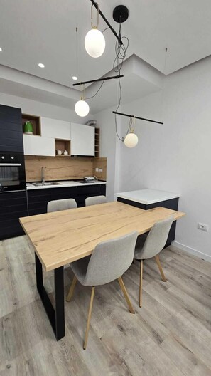 Free WiFi, bed sheets - Tirent Apartment-One Bedroom Porcelan (Tirana)