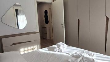 Apartamento, 1 quarto, sacada | Wi-Fi de cortesia, roupa de cama