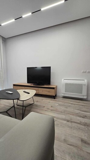 Apartment, 1 Bedroom, Balcony | Free WiFi, bed sheets - Tirent Apartment-One Bedroom Porcelan (Tirana)