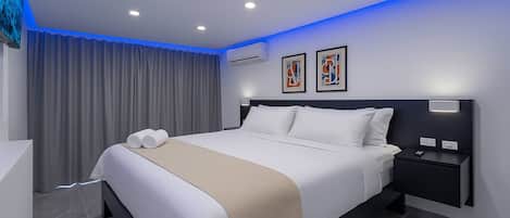 Apartment, 2 Bedrooms, Smoking, Balcony | 2 bedrooms