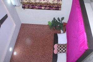 Superior Room - Hotel Kuber (Rajkot)