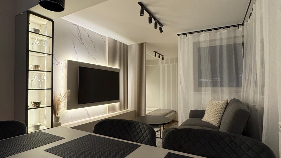 Luxury Prime Apartments with Parking