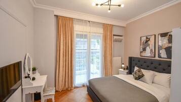 Apartment, 3 Bedrooms | Soundproofing, iron/ironing board, free WiFi