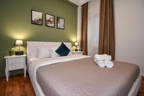 Apartment, 3 Bedrooms | Soundproofing, iron/ironing board, free WiFi - Porto Sea View Apartments - D. Gounari 5 (Thessaloniki)