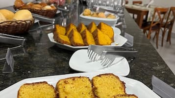 Free daily buffet breakfast