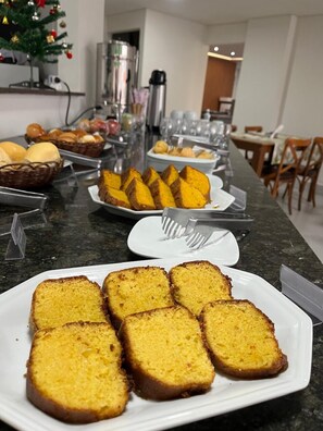 Tägliches inbegriffenes Frühstücksbuffet