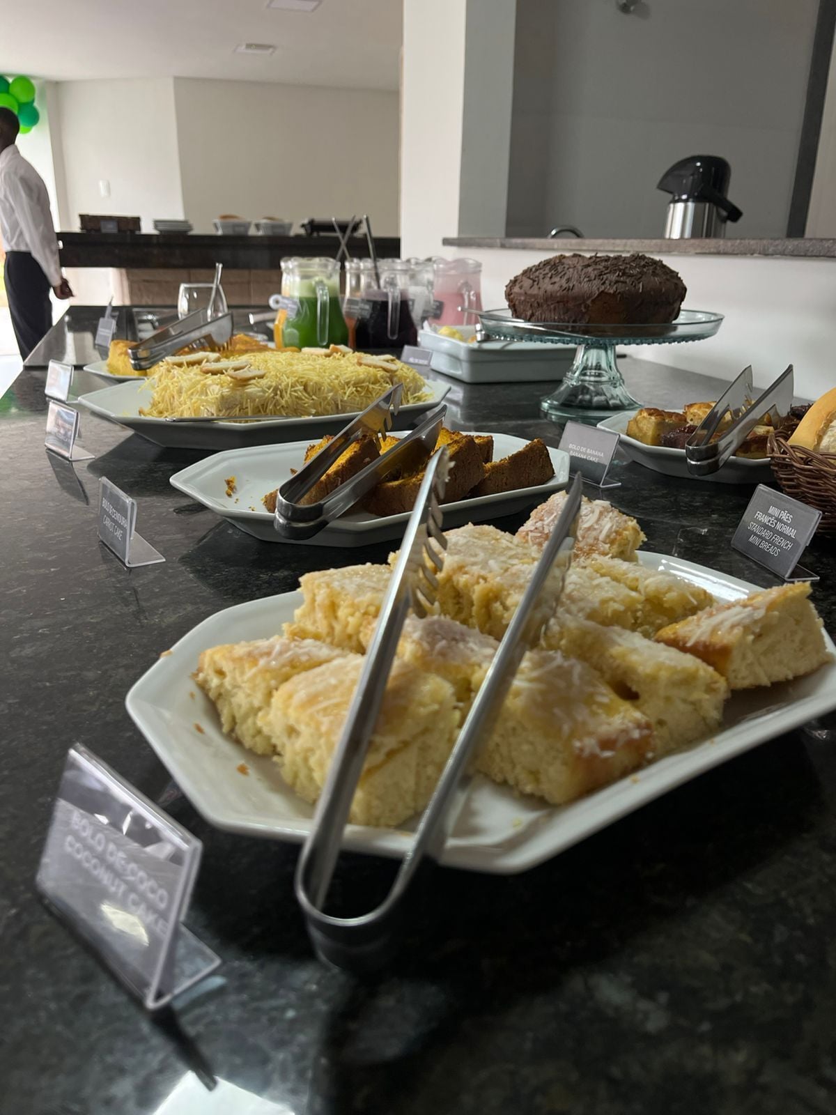 含每日吃到飽早餐