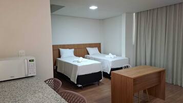 Een laptopwerkplek, gratis wifi