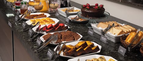 Gratis frukostbuffé varje dag