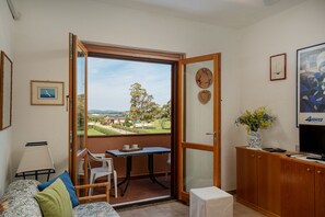 House - Casa Rosella by Wonderful Italy (Olbia)