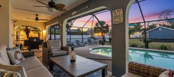 Florida Sunhouse – Lanai Living & Heated Pool