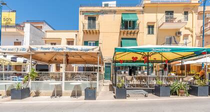 Casetta al Molo di Mondello by Wonderful Italy