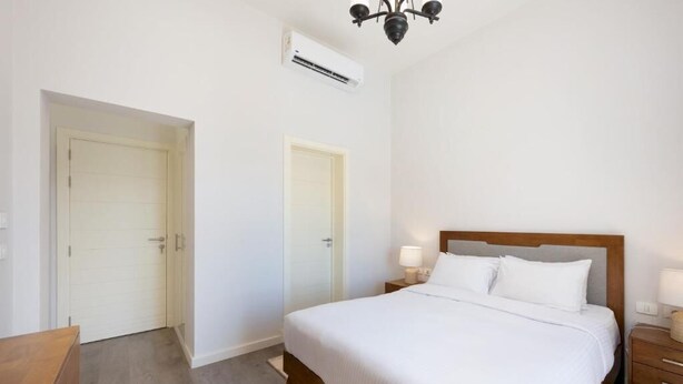 Superior-Villa, 4 Schlafzimmer, eigener Pool, Seeblick