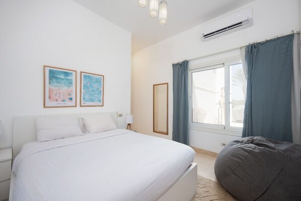 高级别墅, 泳池景观 | 熨斗/熨衣板、免费 WiFi