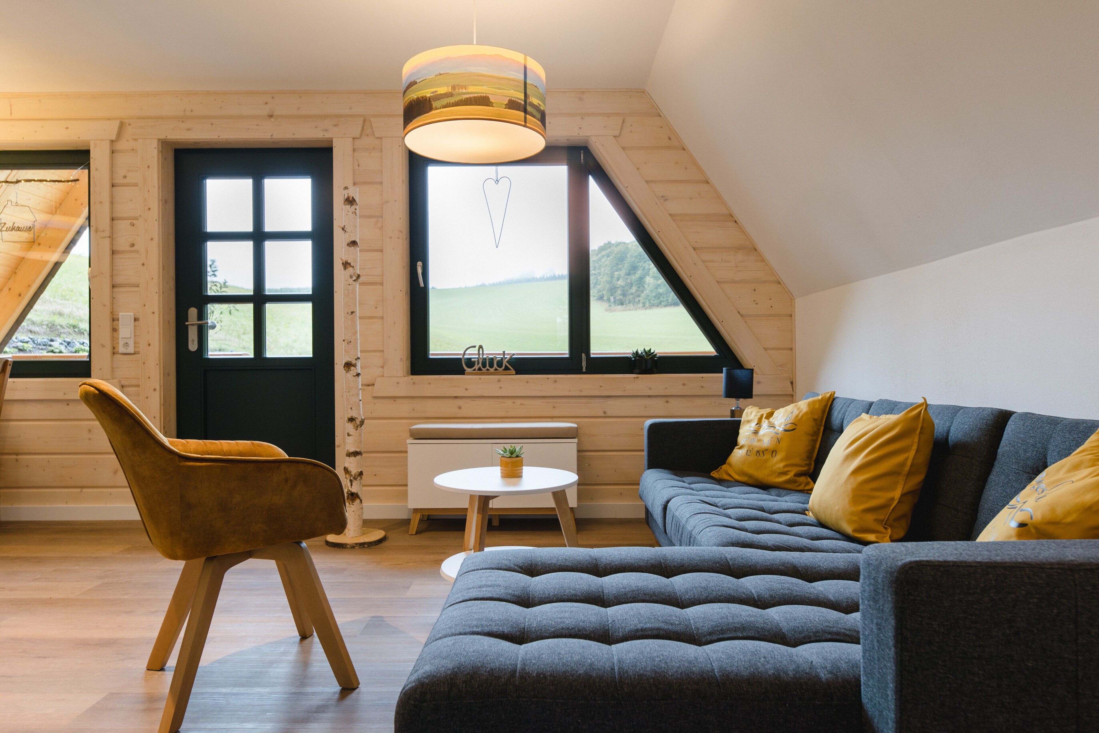 Fernseher, Kamin