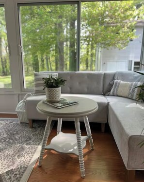 Smart TV, books - Curated Travel Abode in the Boro’ (Greensboro)