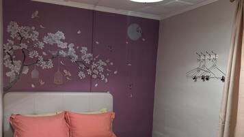 Fer et planche Ă repasser, Wi-Fi, draps fournis