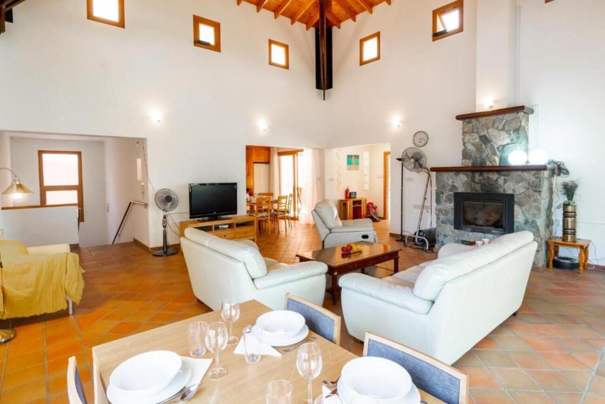 Casa | 5 quartos, quartos à prova de som