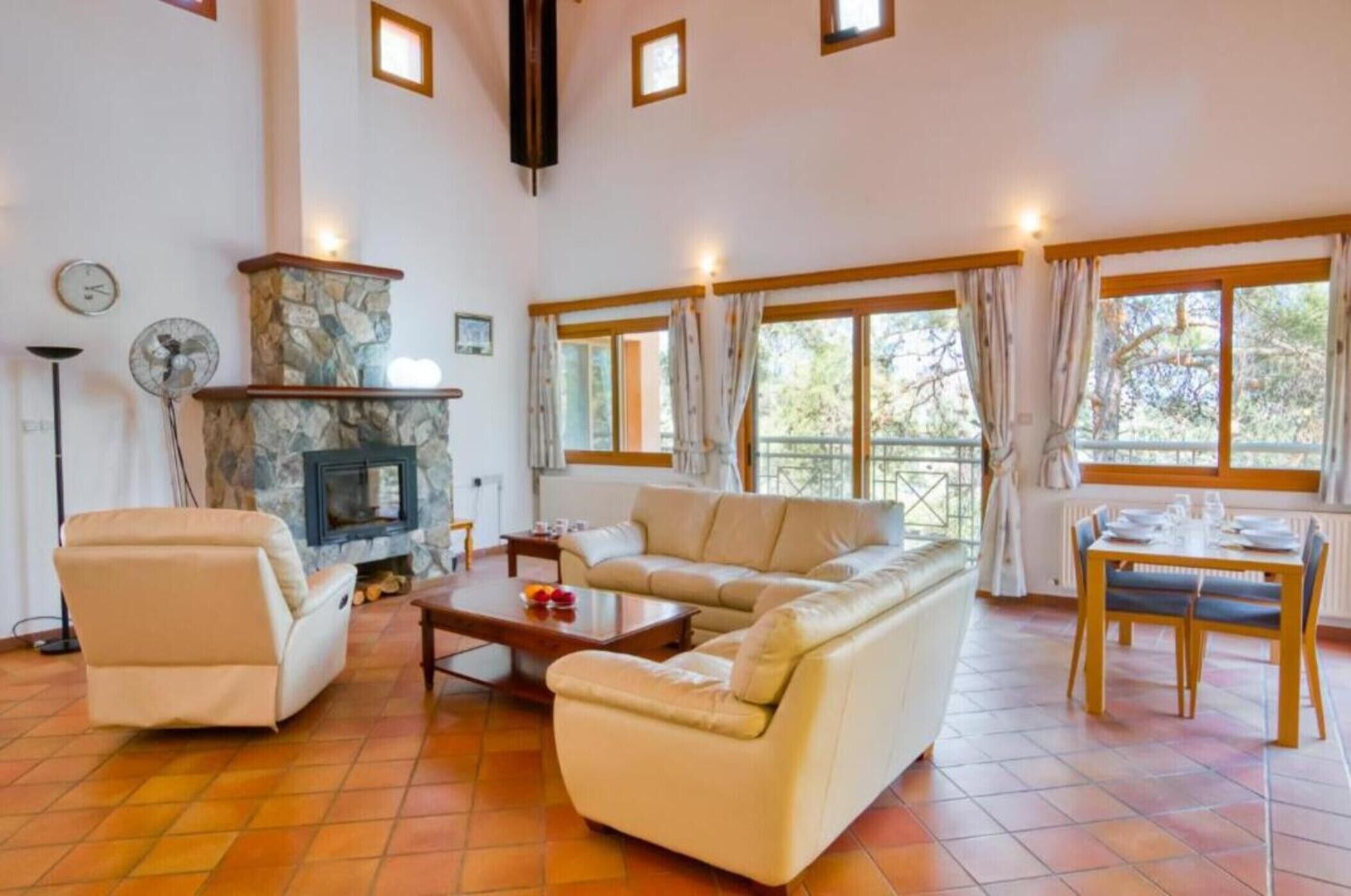 Villa | 5 bedrooms, soundproofing