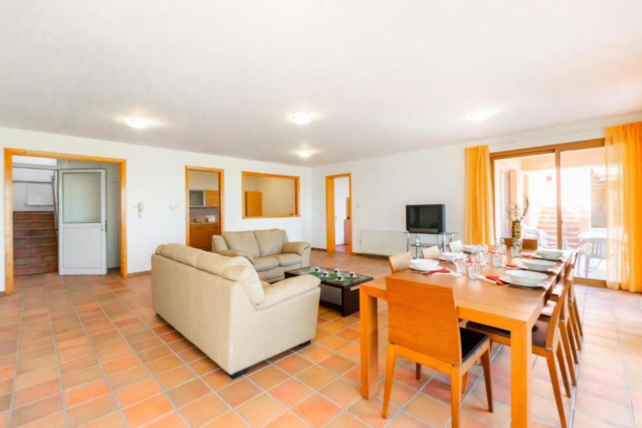 Casa | 5 quartos, quartos à prova de som