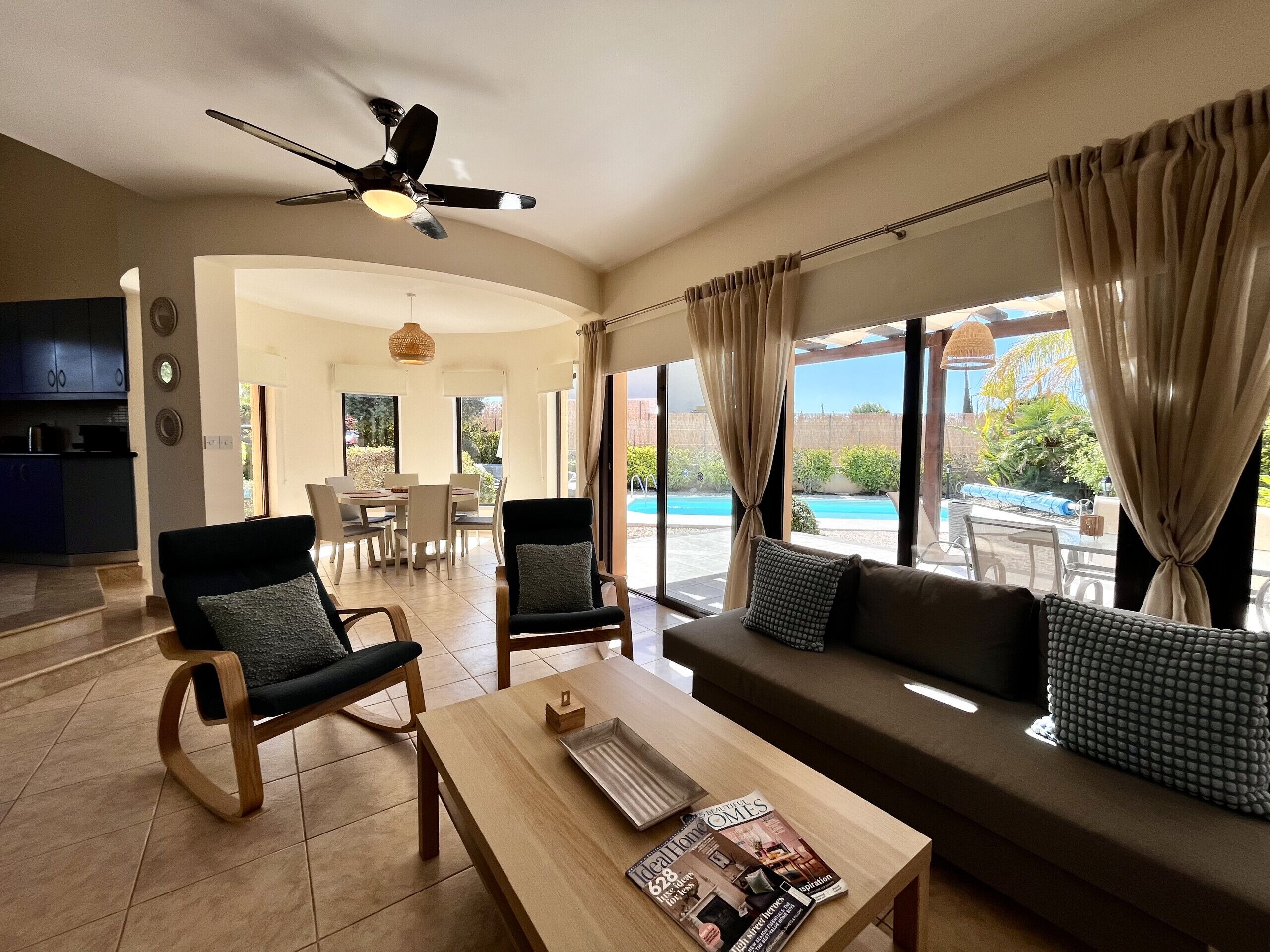 3 habitaciones y sistema de insonorización 