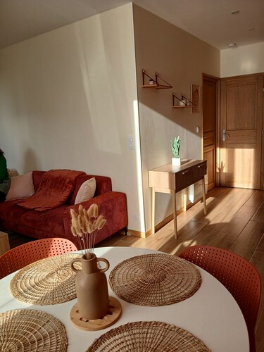 Apartment T2 3 * 38 M ² new, cozy, very bright