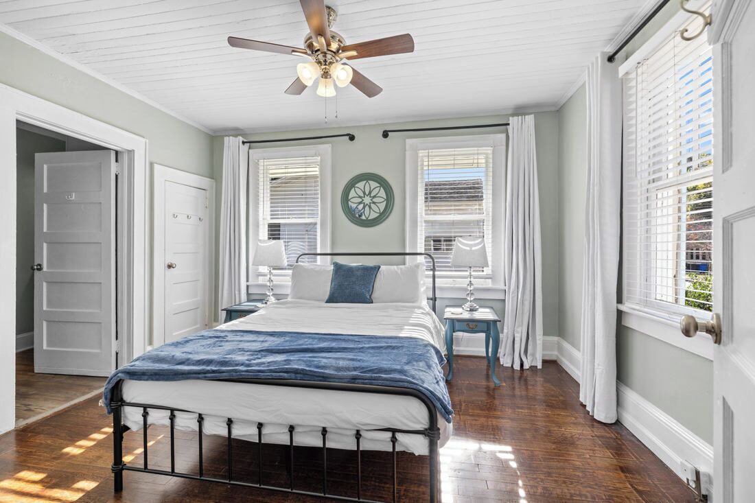 免费 WiFi、床单