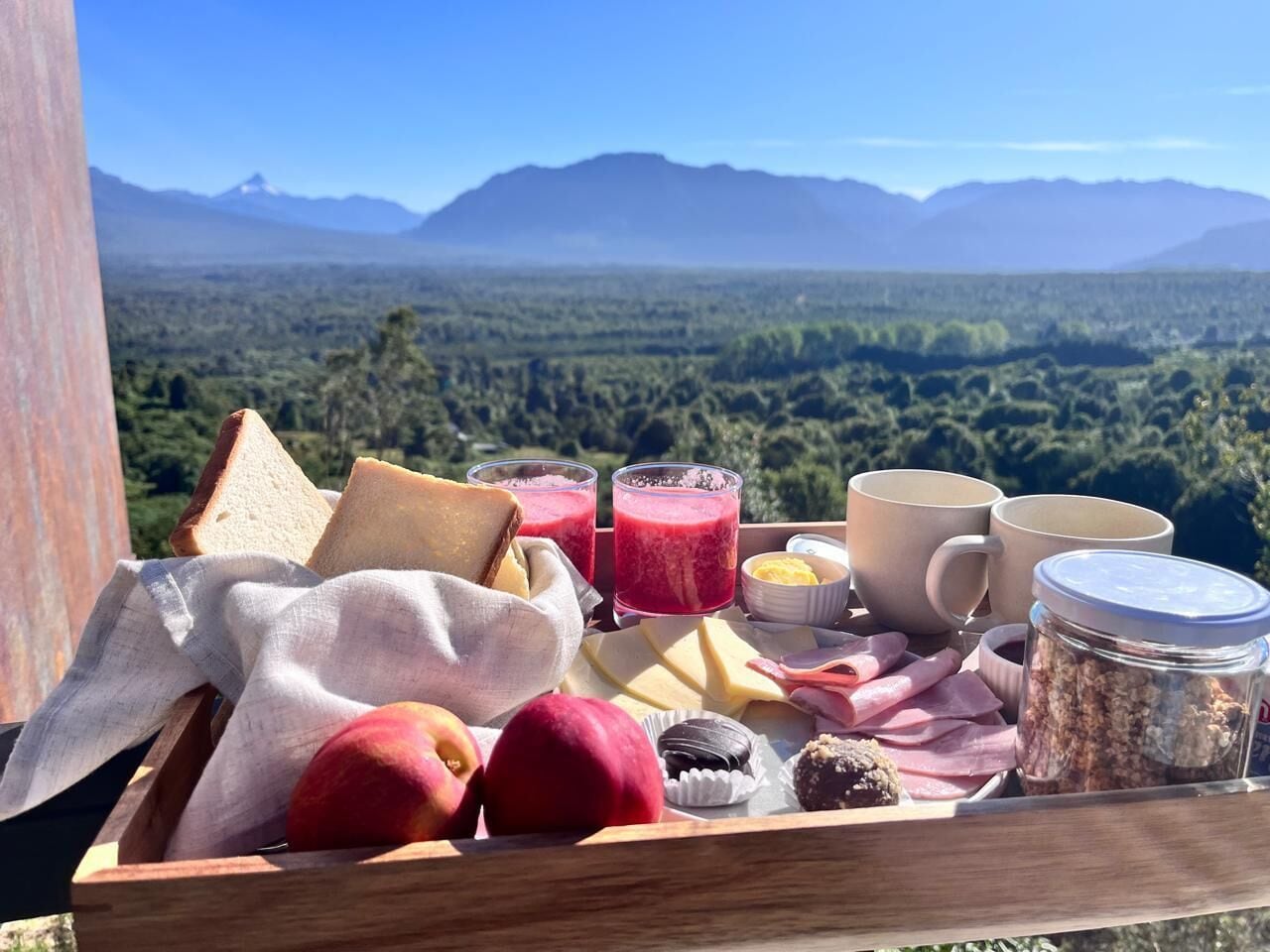 包含每日全套早餐