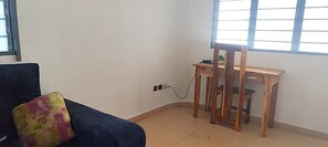 Interior - Comfortable house in quiet neighborhood, car-rental & hotelservice possible (Ouidah)
