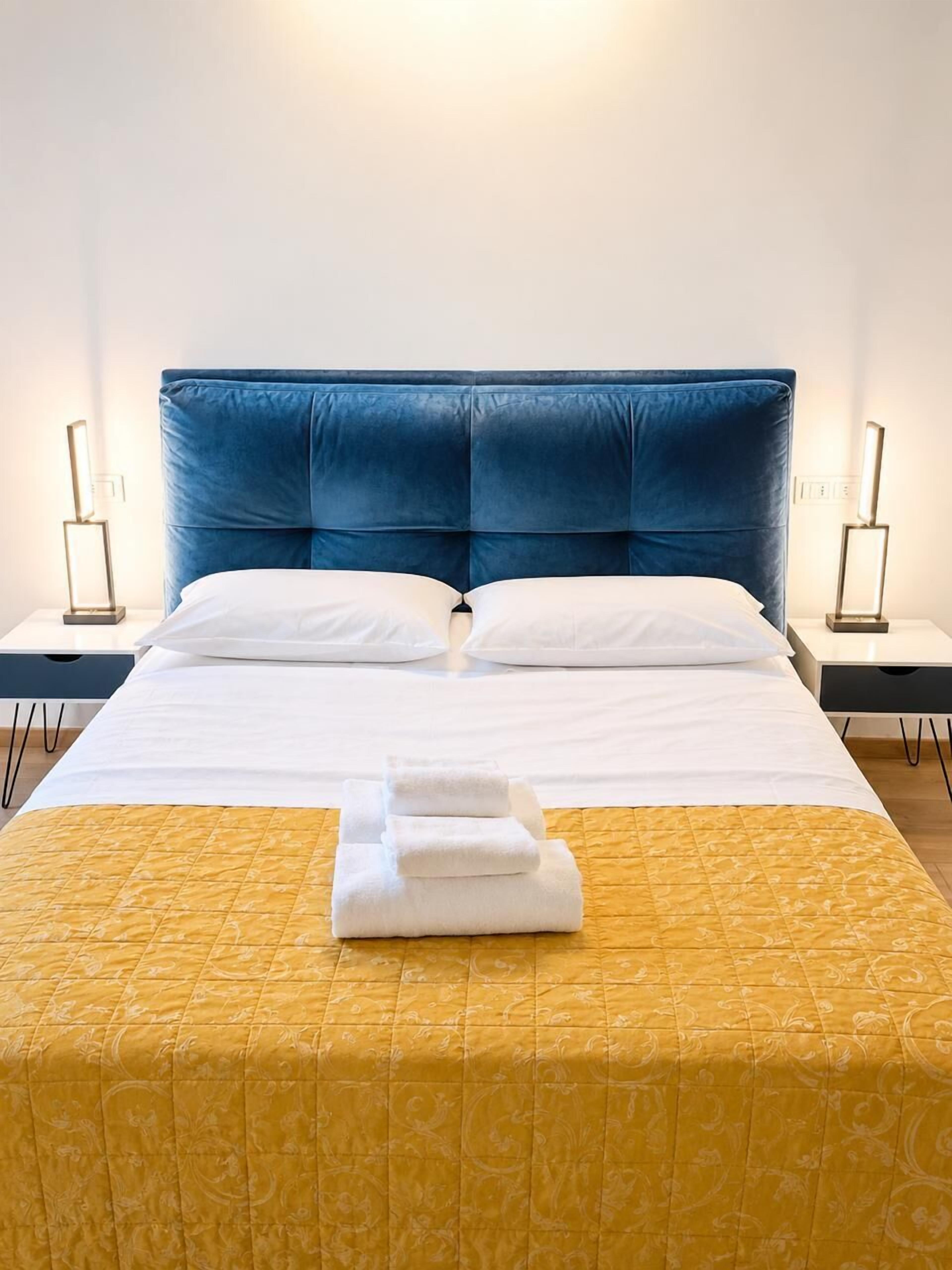 Habitación Confort | Escritorio, wifi gratis, ropa de cama