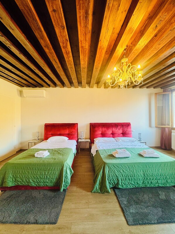 基本四人房 | 書桌、免費無線上網