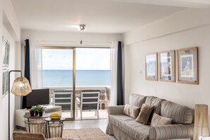 Apartment | 2 bedrooms - Mackenzie Beachfront Suite (Larnaca)