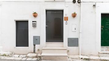 House | 1 bedroom