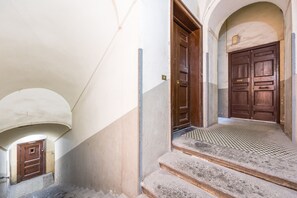 House - Homely City Apartment by Wonderful Italy (Naples)