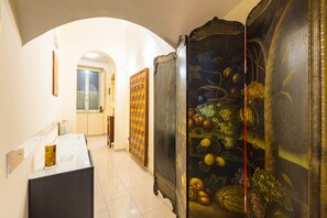 1 bedroom - Homely City Apartment by Wonderful Italy (Naples)