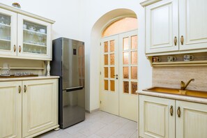 House - Homely City Apartment by Wonderful Italy (Naples)