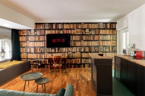 Apartment | 2 bedrooms - Turin Bed Books by Wonderful Italy (Turin)