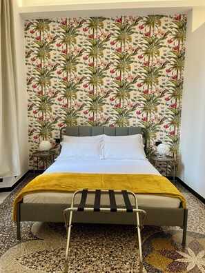 Double Room, Private Bathroom, City View | Desk, free WiFi