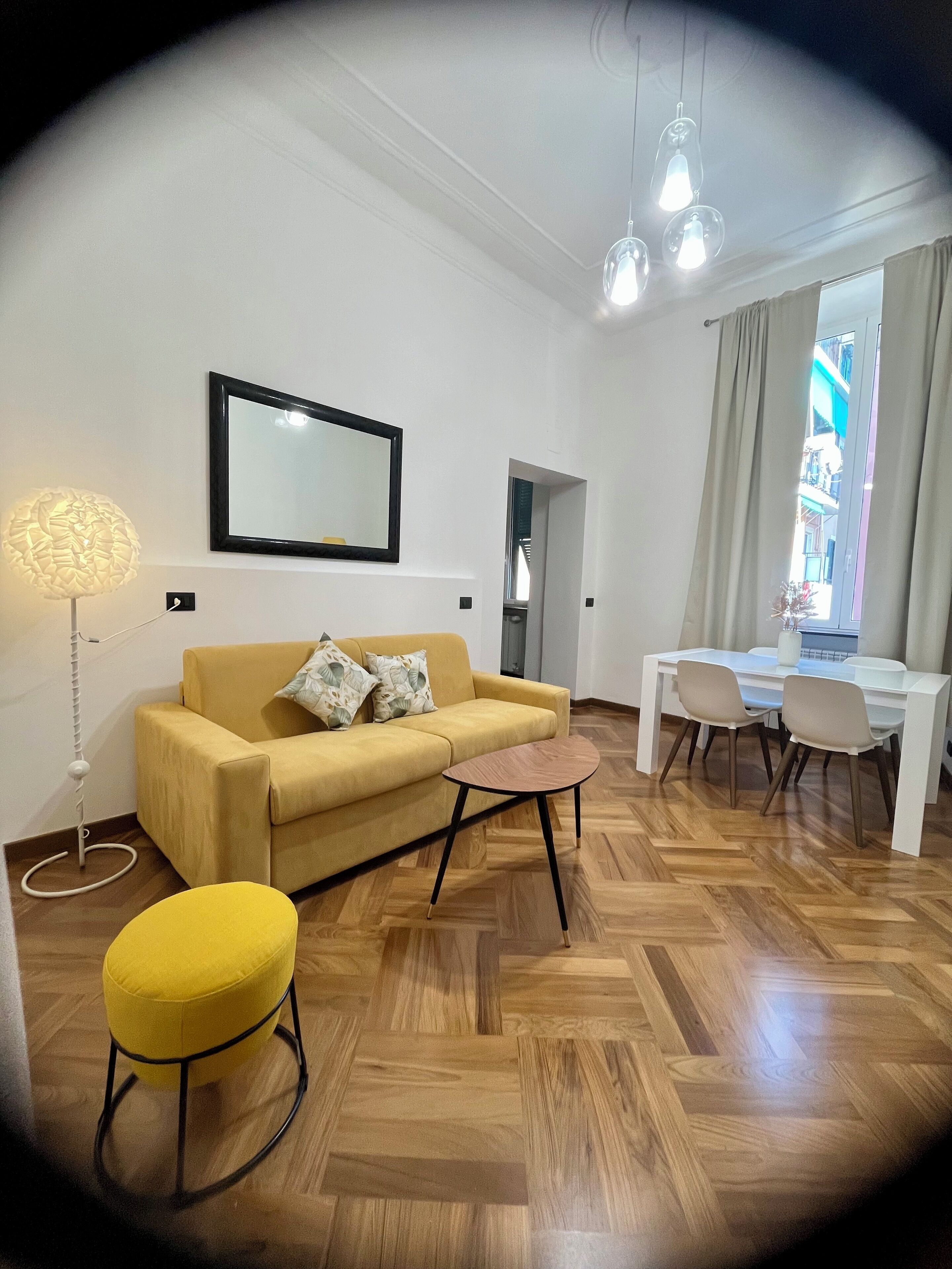 Deluxe Room, 1 King Bed with Sofa bed, Kitchen, City View | Living area