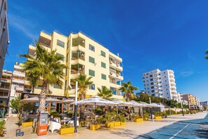 Majoituspaikan julkisivu