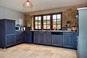 Private kitchen - Sieck Island House on private island (Santec)