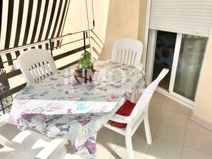 Outdoor dining - Apartamento en 1ra linea (Cambrils)