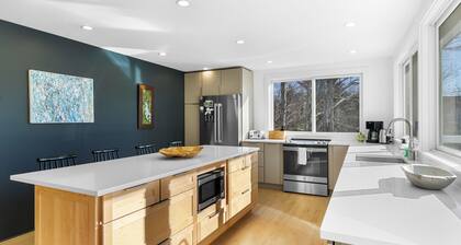 Sea Salt Escape | Modern 3-Bedroom St. George Rental Near Clark Island Beach