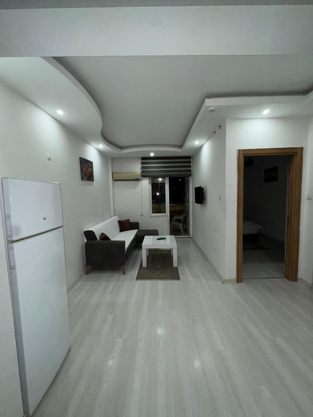 Economy Studio, Balcony, City View | Living area