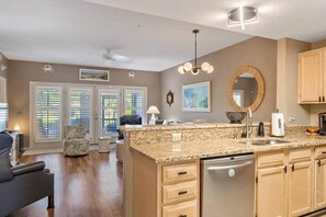 Interior - Golfers paradise 2 bed 2 bath at Tidewater Plantation (North Myrtle Beach)