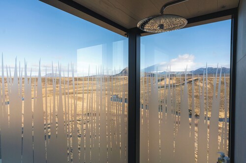 Glacial Glass Cabin