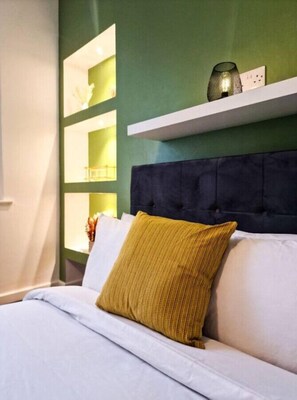 2 bedrooms, iron/ironing board, free WiFi, bed sheets - Lodginet Stays - County Luxe | 2BR Flat 1 (Liverpool)