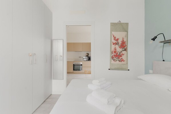 1 bedroom, iron/ironing board