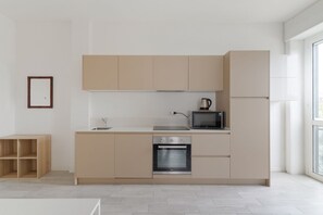 Fridge, microwave, dishwasher